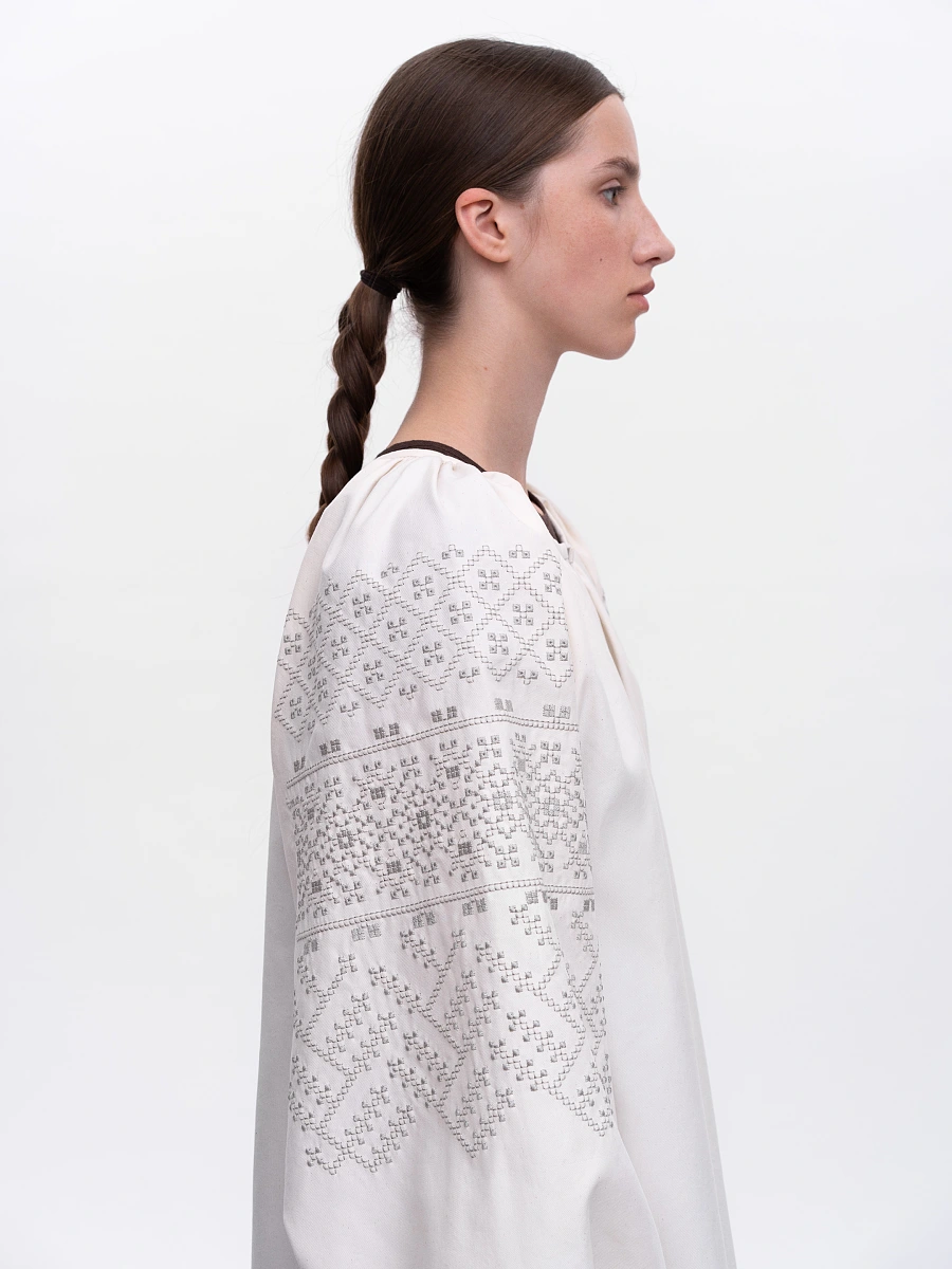 Brown embroidered dress "Velina" — Creamy