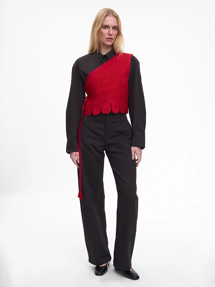 Asymmetric vest with black embroidery in tone "Osiayna" — Red