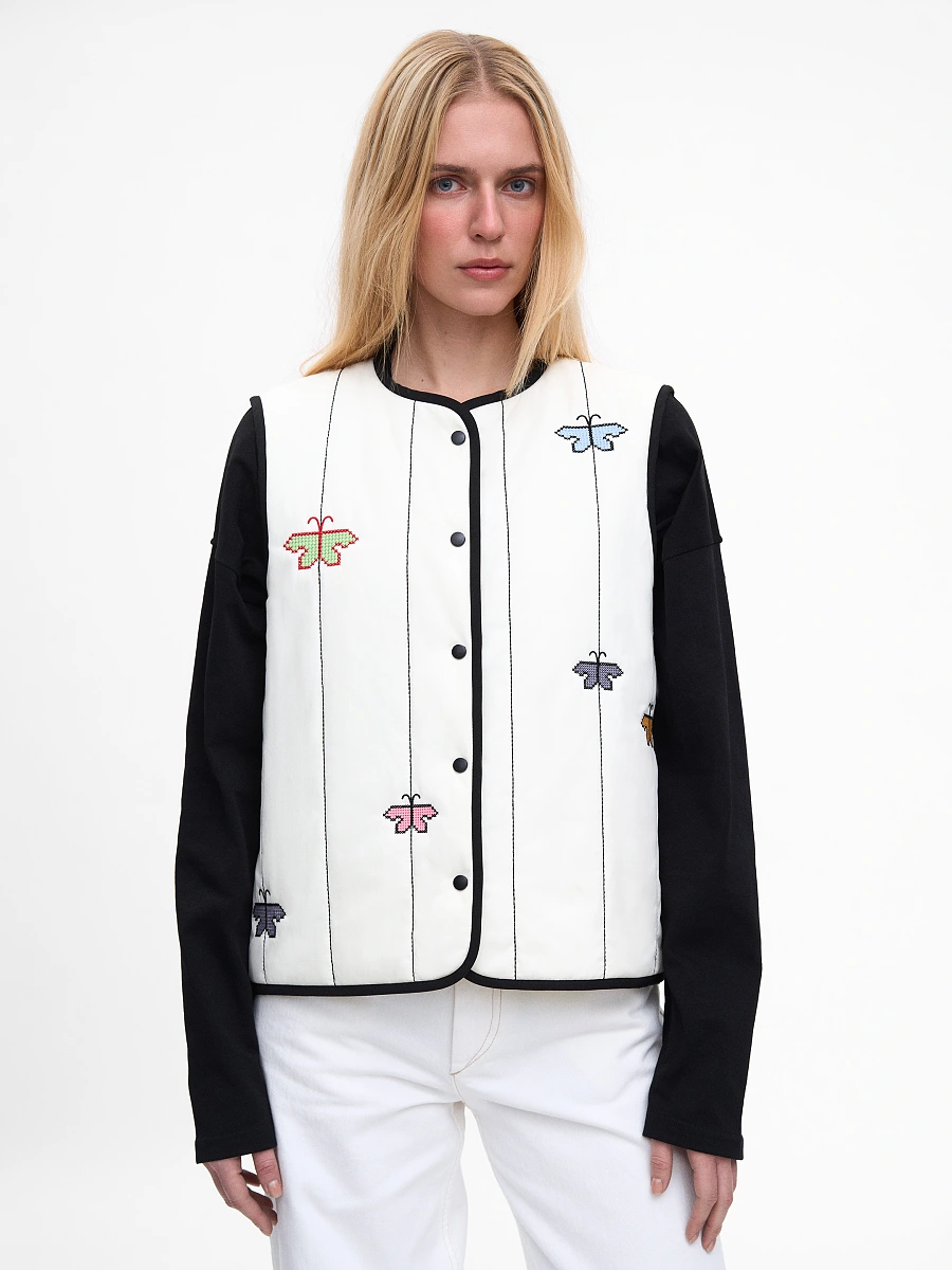 Black vest “Siayvytsia” — White