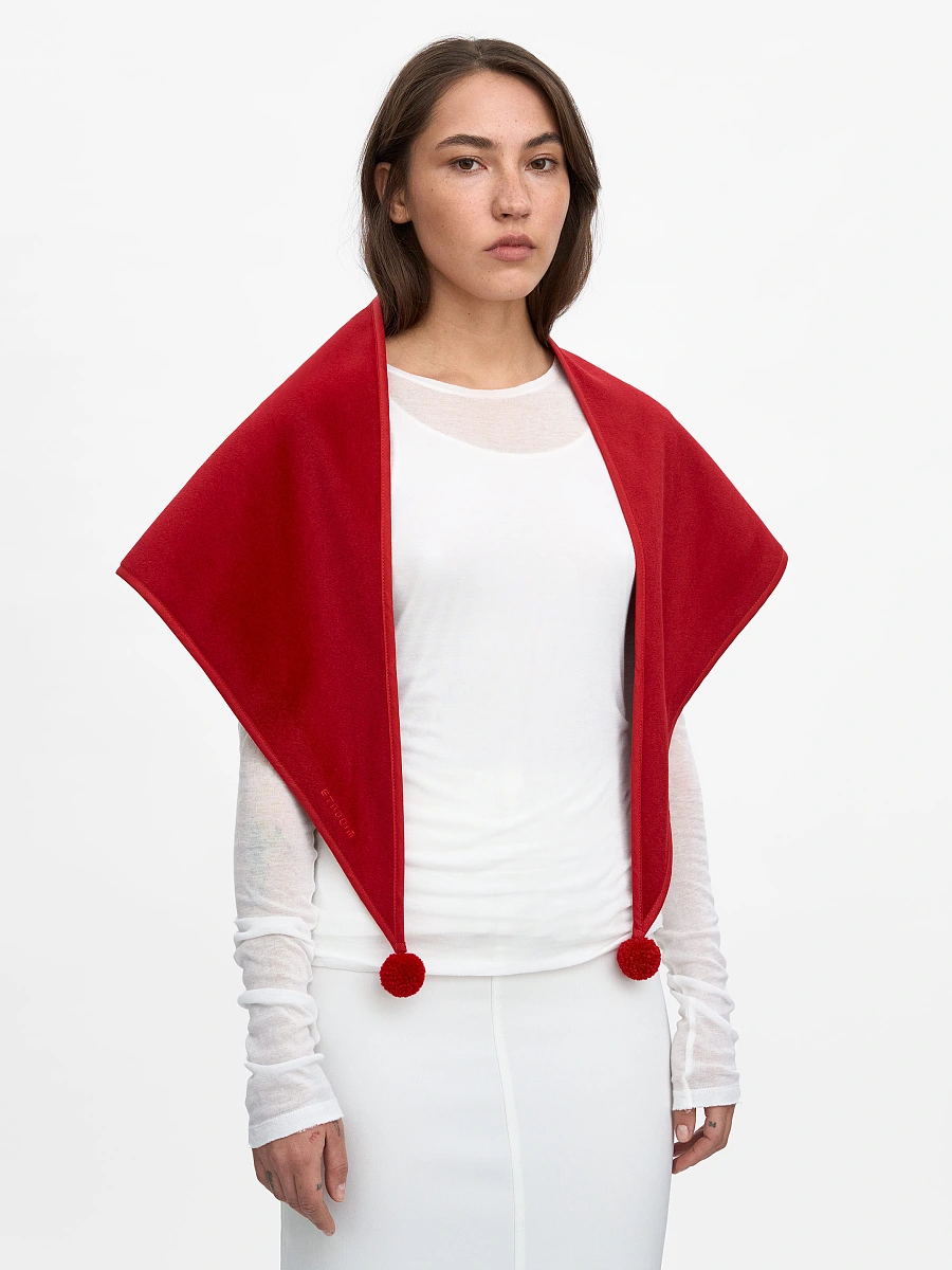 The “Nich” scarf in black — Red