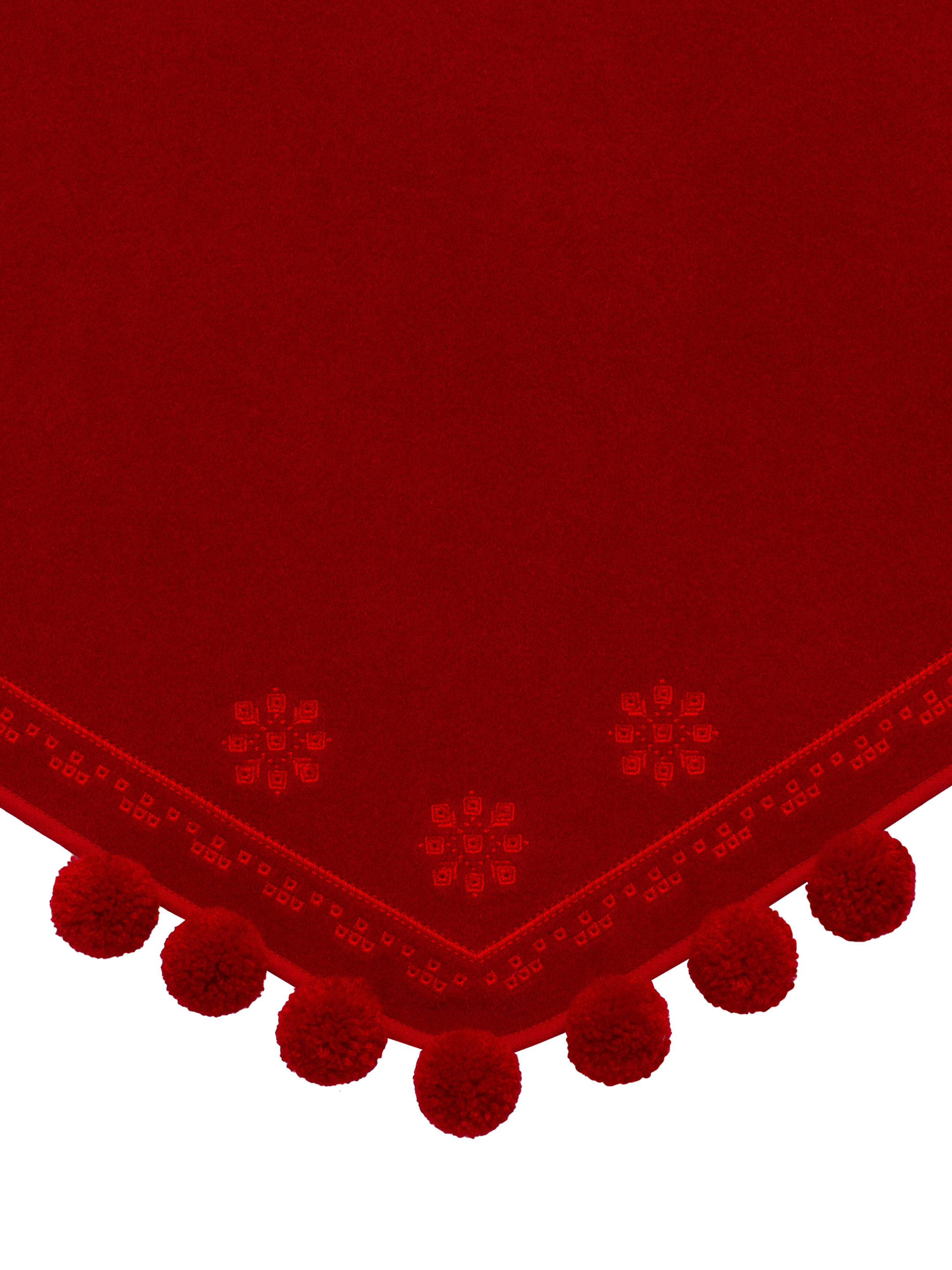 The “Vatra” scarf in red fitting