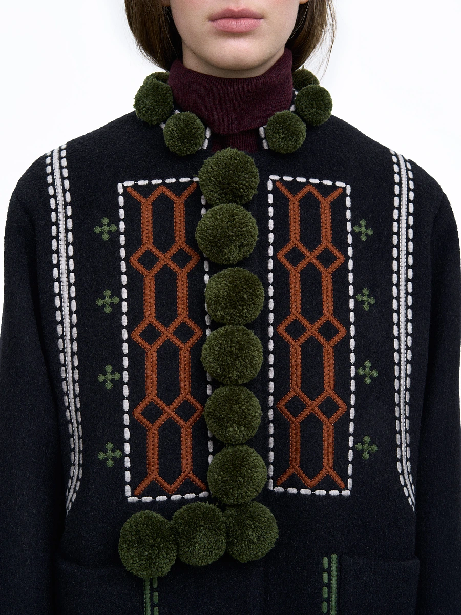 The "Bokohrii" serdak in ivory — Black