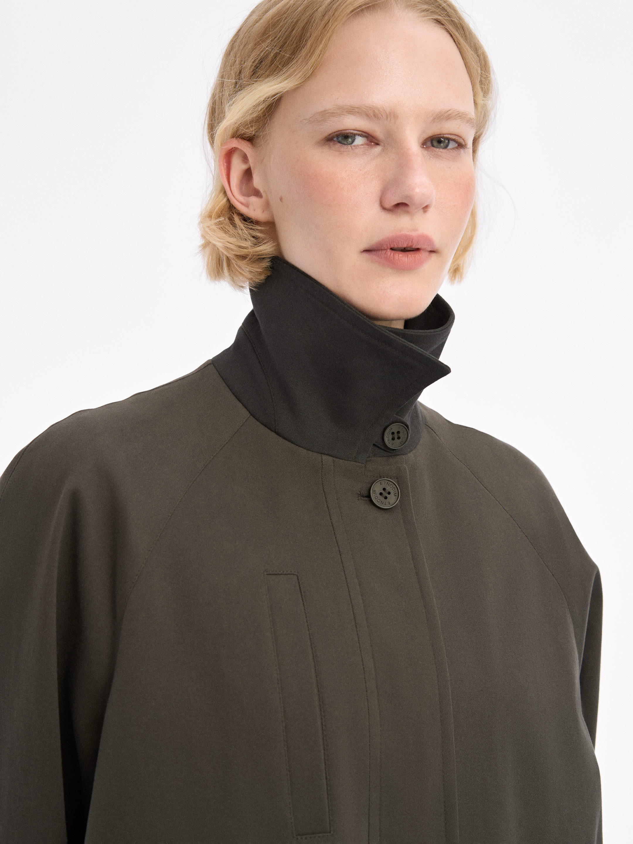 “Putivets” women’s jacket photo
