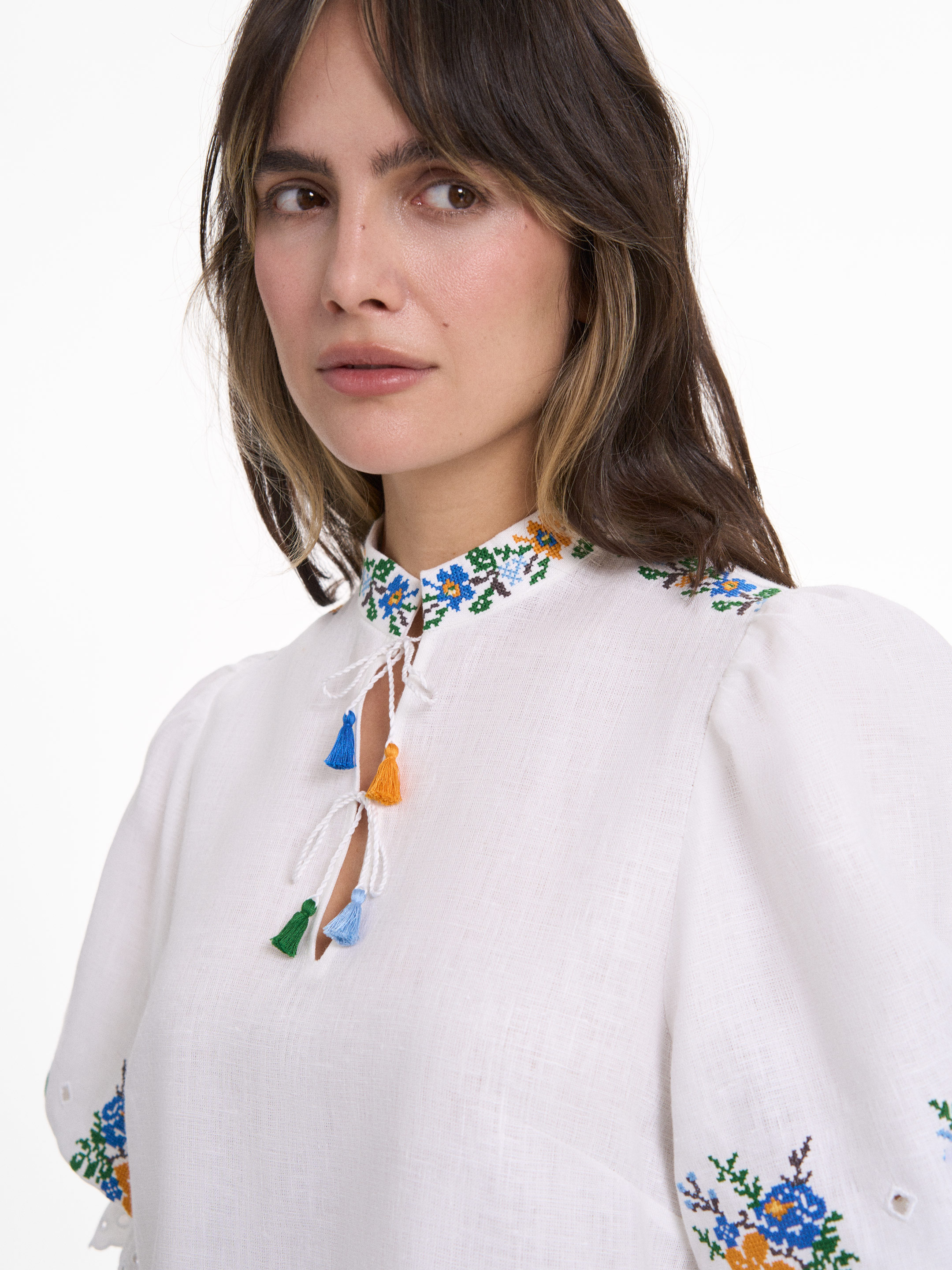 “Vesnoviy” short-sleeved blouse photo
