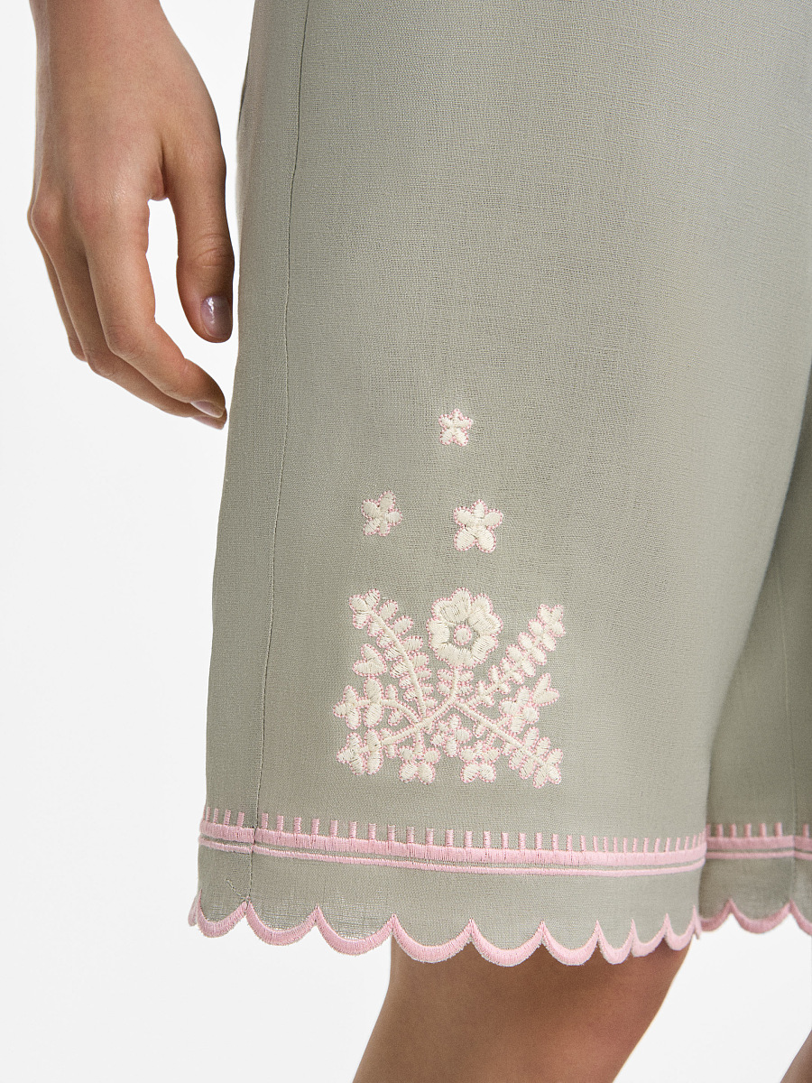 “Tala” Light Green Shorts [0]